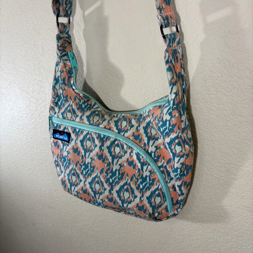 Kavu Crossbody Bag Adjustable Strap Colorful Medium Size Boho Country Coastal - Picture 2 of 15